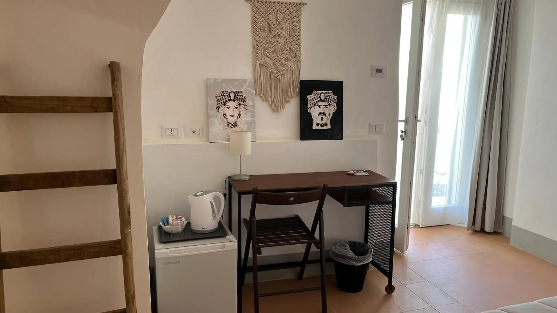 Bed and Breakfast Dimora Di Dante Chiaramonte Gulfi Bed & Breakfast