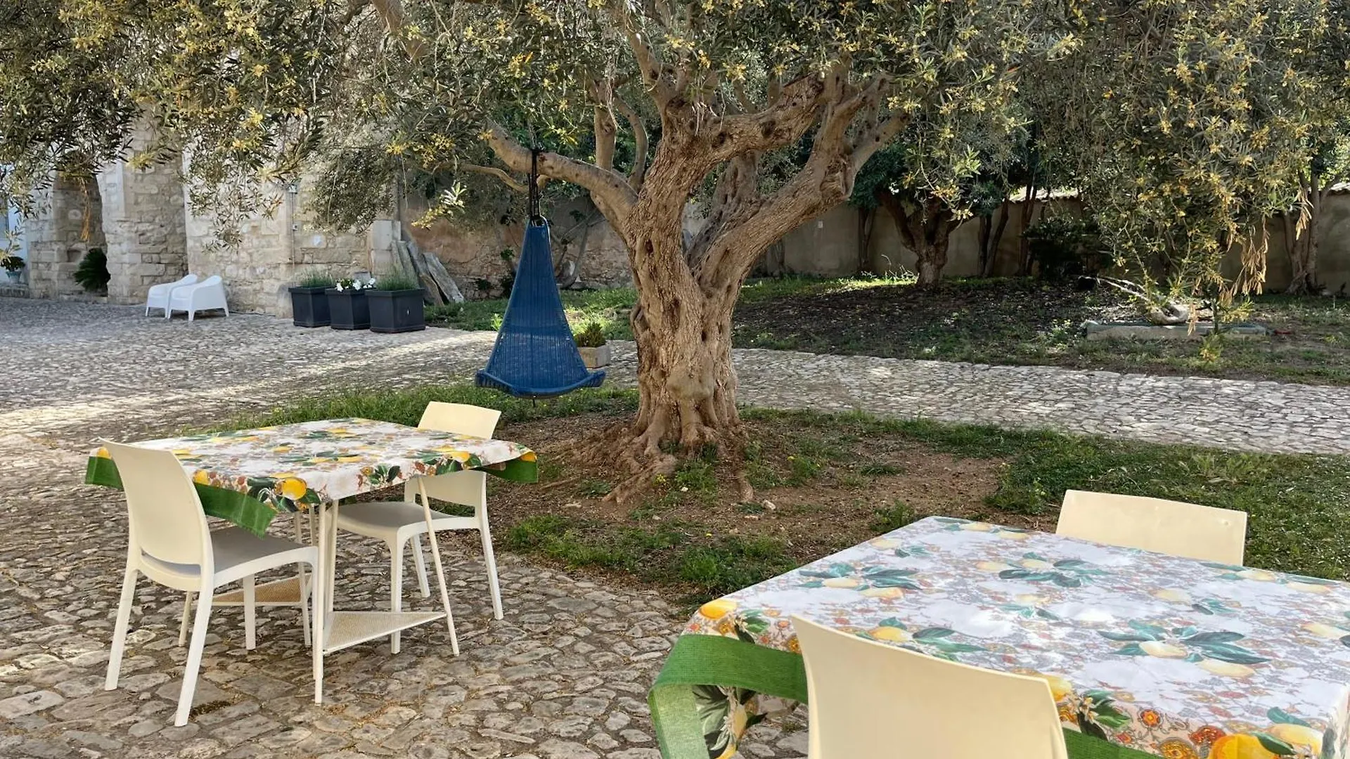 Bed and Breakfast Dimora Di Dante Chiaramonte Gulfi Bed & Breakfast